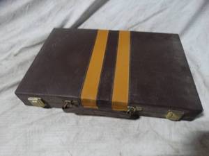 lot 37152 image: Vintage Backgammon Set