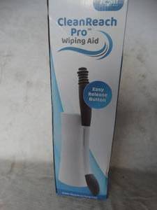 lot 37060 image: New CleanReach Pro Cleaning Aid