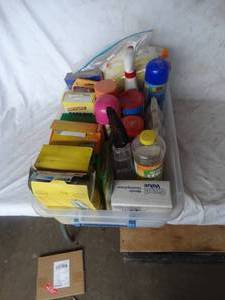 lot 37062 image: Lot of Misc. Cleaning Supplies