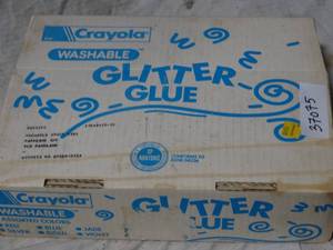 lot 37075 image: Crayola Glitter Glue