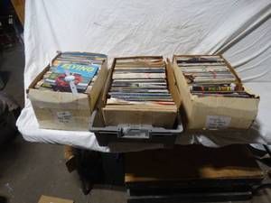 lot 37082 image: Lot of Misc. Magazines