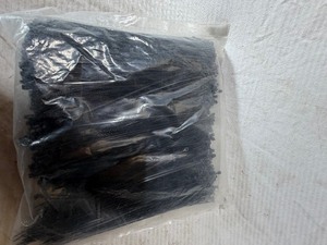 lot 36797 image: Lot of Misc. Small Black Zip Ties