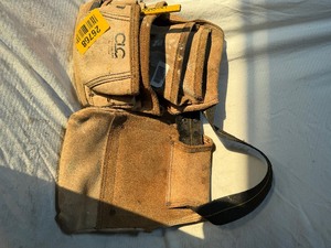 lot 36822 image: Leather CLC Work Belt