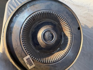 lot 36826 image: Misc. Hub Caps