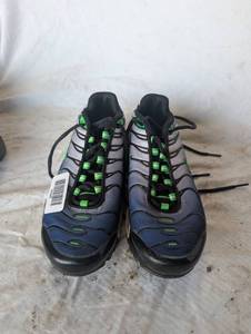 lot 36945 image: Nike Shoes Kids (4)