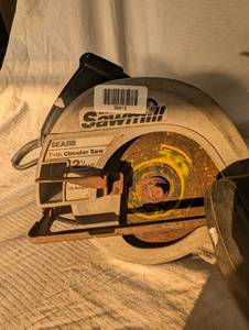 lot 36813 image: Sabre Saw & Craftsman Sawmill