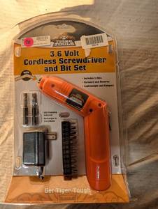 lot 36818 image: New Tiger Tool 3.6 Volt Cordless Screwdriver & Bit Set