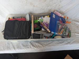lot 36893 image: Lot of Misc. Arts & Craft Supplies
