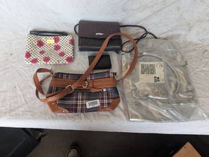 lot 36898 image: Lot of Misc. Purses