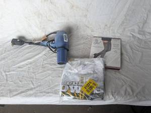 lot 36923 image: Lot of Misc. Beauty Items