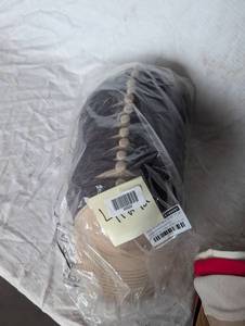 lot 36928 image: New 12pck Tan & Black Snap Back Hats