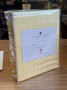 lot 1048 image: TWIN Northern Nights 400TC 100% Cotton Printed Sheet Set Yellow Floral