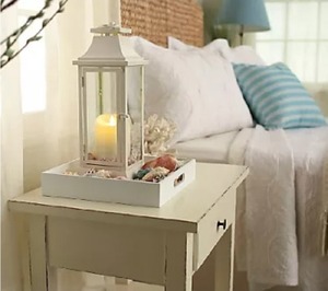 lot 1097 image: Luminara 19 Lantern with Flameless Candle, Ivory