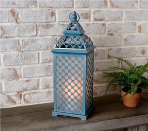 lot 1113 image: Valerie IndoorOutdoor 20 Flickering Flame Lantern, Lattice Metal