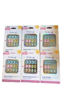 lot 1142 image: 24 pack set of nails