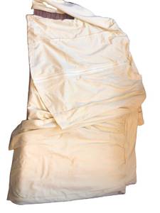 lot 1157 image: two-piece pastelbutter yellow lounge or tracksuit set size XL