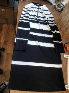 lot 1160 image: striped bodycon dress size L