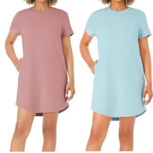 lot 1232 image: 2 Pack Members Mark Sandwash Dresses with Pockets