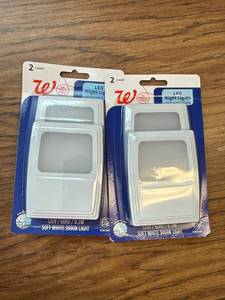 lot 1246 image: 2-2packs Walgreens LED Night Lights Soft White 3000K Plug-ins