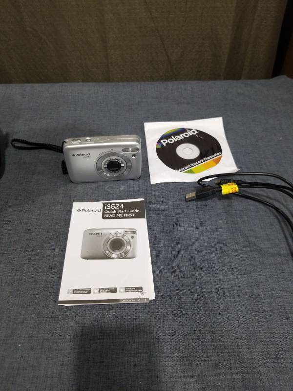 lot 2457 image: Polaroid iS624 Digital Camera with Quick Start Guide and Accessories