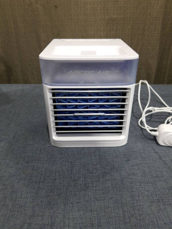 lot 2479 image: Arctic Air Mini Chill 2.0 Portable Evaporative Cooler