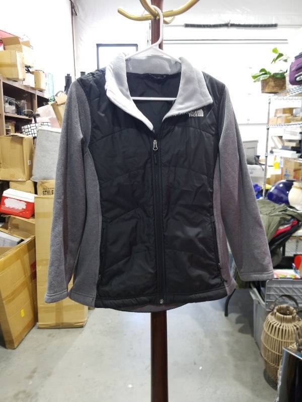lot 2586 image: The North Face Womens Hybrid Jacket Black Gray LG