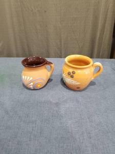 lot 1308 image: 2 Ceramic Cups with Hand-Painted Decoration