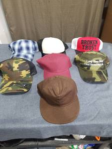 lot 1345 image: Lot of 7 Baseball Caps Various Colors and Styles