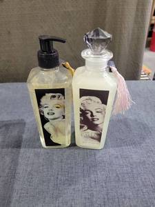 lot 1440 image: Fame is Like Caviar White Blossom Scented Bubble Bath And Hand Soap  Lot of 2