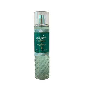 lot 1443 image: Bath & Body Works Gingham Fresh Mist 8 fl oz