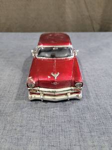 lot 1457 image: Chevrolet Bel Air Die-Cast Model Car Red