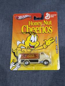lot 1479 image: Hot Wheels Honey Nut Cheerios General Mills Die-Cast Truck