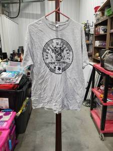 lot 1505 image: Short-Sleeve T-Shirt Badass Mechanic Fixin Your Shit Since Forever Graphic XL