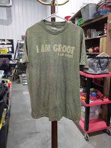 lot 1506 image: Marvel I Am Groot T-Shirt XL