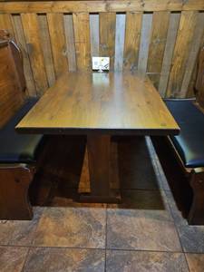 lot 21722 image: Wood Dining Table