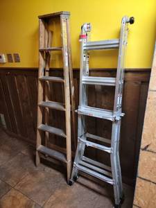 lot 21758 image: Set of 2 Ladders