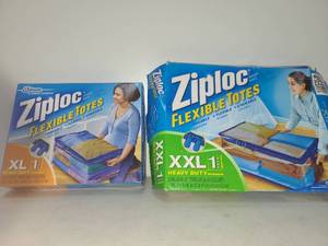lot 9 image: Ziploc Flexible Totes Storage Bags XL 1 Count and XXL 1 Count Lot