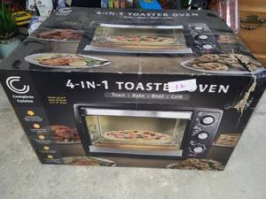 lot 12 image: Complete Cuisine 4-in-1 Toaster Oven Toast Bake Broil Grill