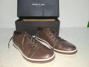 lot 16 image: Kenneth Cole New York Mens Brown Perforated Lace-Up Sneakers mens 12M