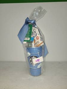 lot 49 image: Starbucks Gift Set Blue Tumbler Coffee Wafer Mug