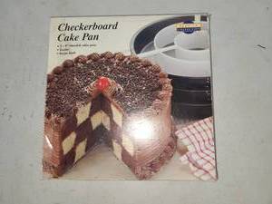 lot 79 image: Checkerboard Cake Pan 9 Inch Nonstick Cole Pans