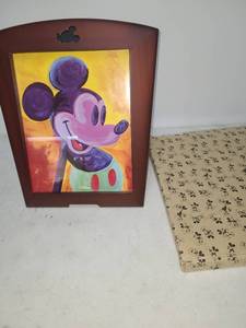 lot 102 image: Disney Mickey Mouse Pop Art Print 8 x 10 Frame