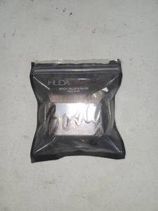lot 141 image: Huda Beauty Body Blur & Glow Body Brush Synthetic Fibers