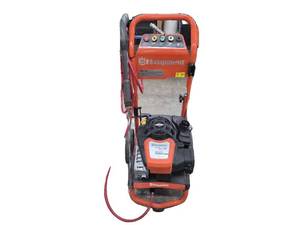 lot 193 image: $749 Husqvarna PW3100 Pressure Washer - Broken Water Inlet - Parts or Repair