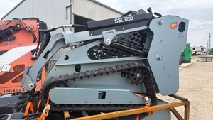 lot 1113 image: Yanmar SSL1200 Diesel Engine Skid Steer Loader 1000kg