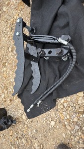 lot 1121 image: MINI excavator hydraulic thumb attachment