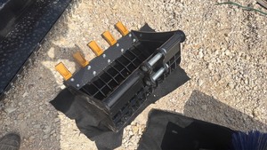 lot 1130 image: MINI EXCAVATOR grid bucket