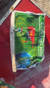 lot 42 image: Electric Hoist - Left outside
