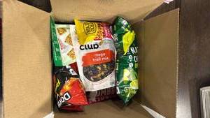 lot 4954 image: Teryaki jerky plus Snacks & Treats Variety Lot  - Retail $0