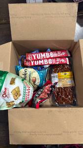 lot 4968 image: Original jerky plus Snacks & Treats Variety Lot  - Retail $0